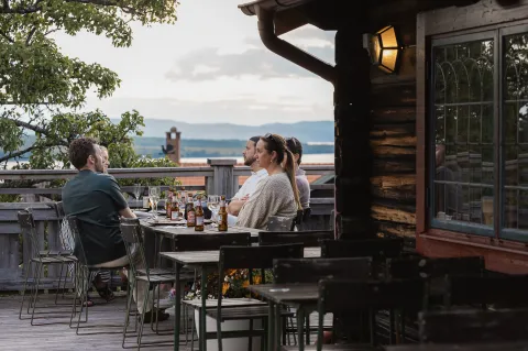 Uteservering Dalmål Kafé & Hantverk